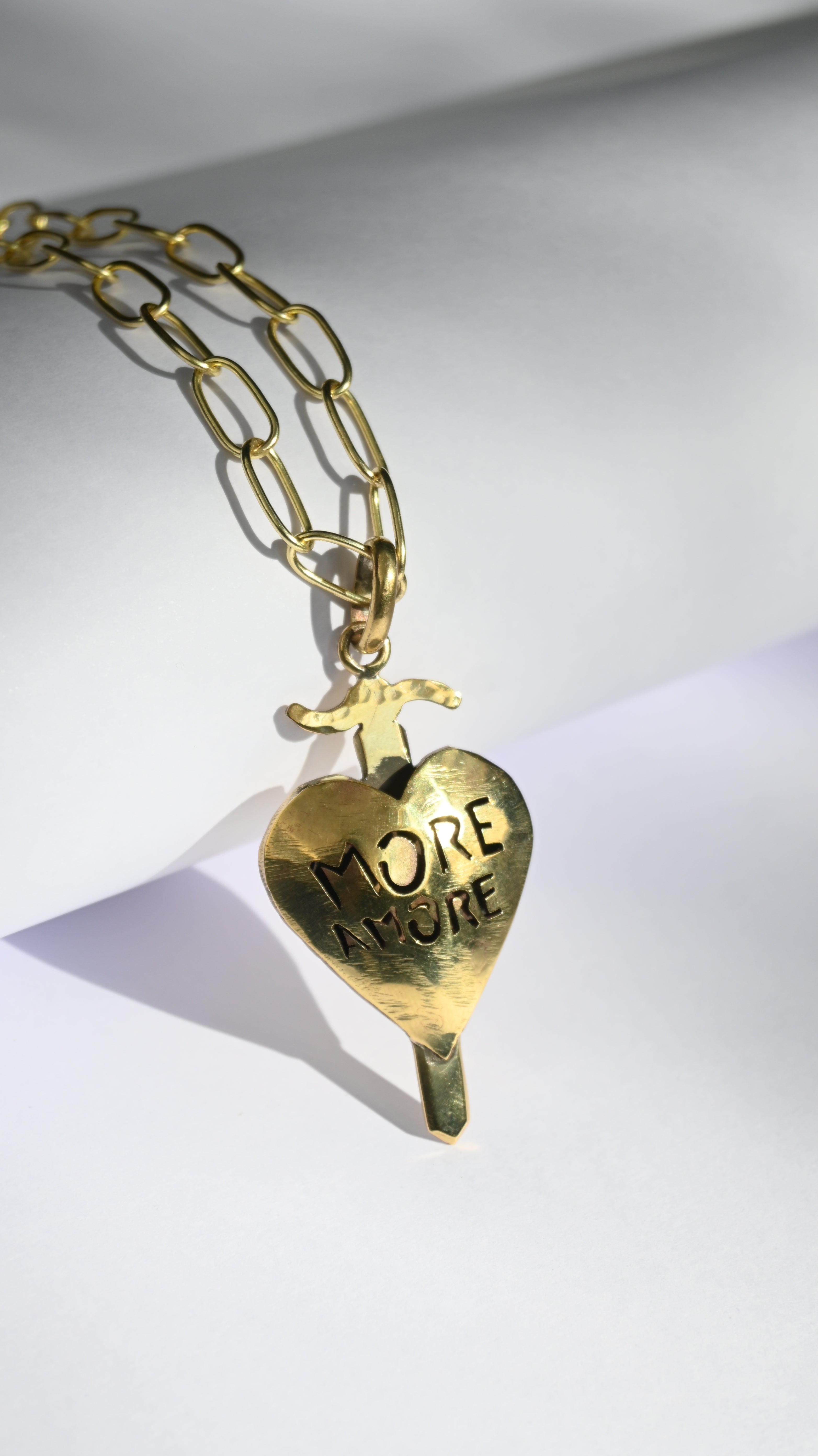 Colgante Corazón Espada More Amore Bronce