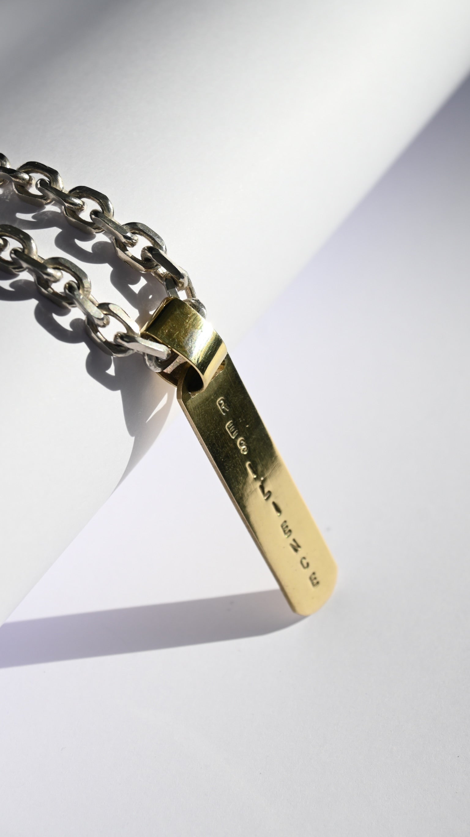 Placa Resilience S Bronce