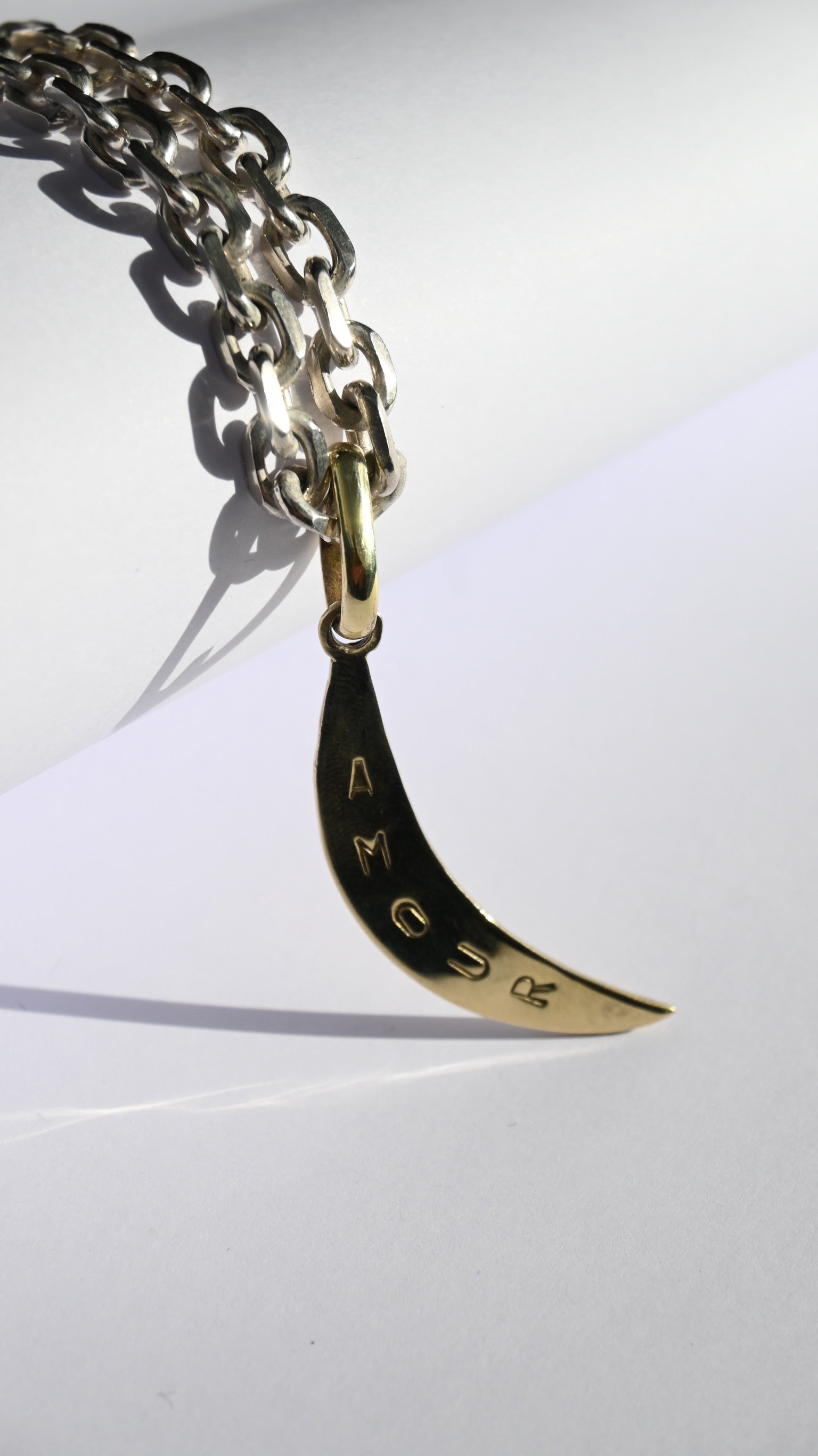 Colgante Luna Amour Bronce