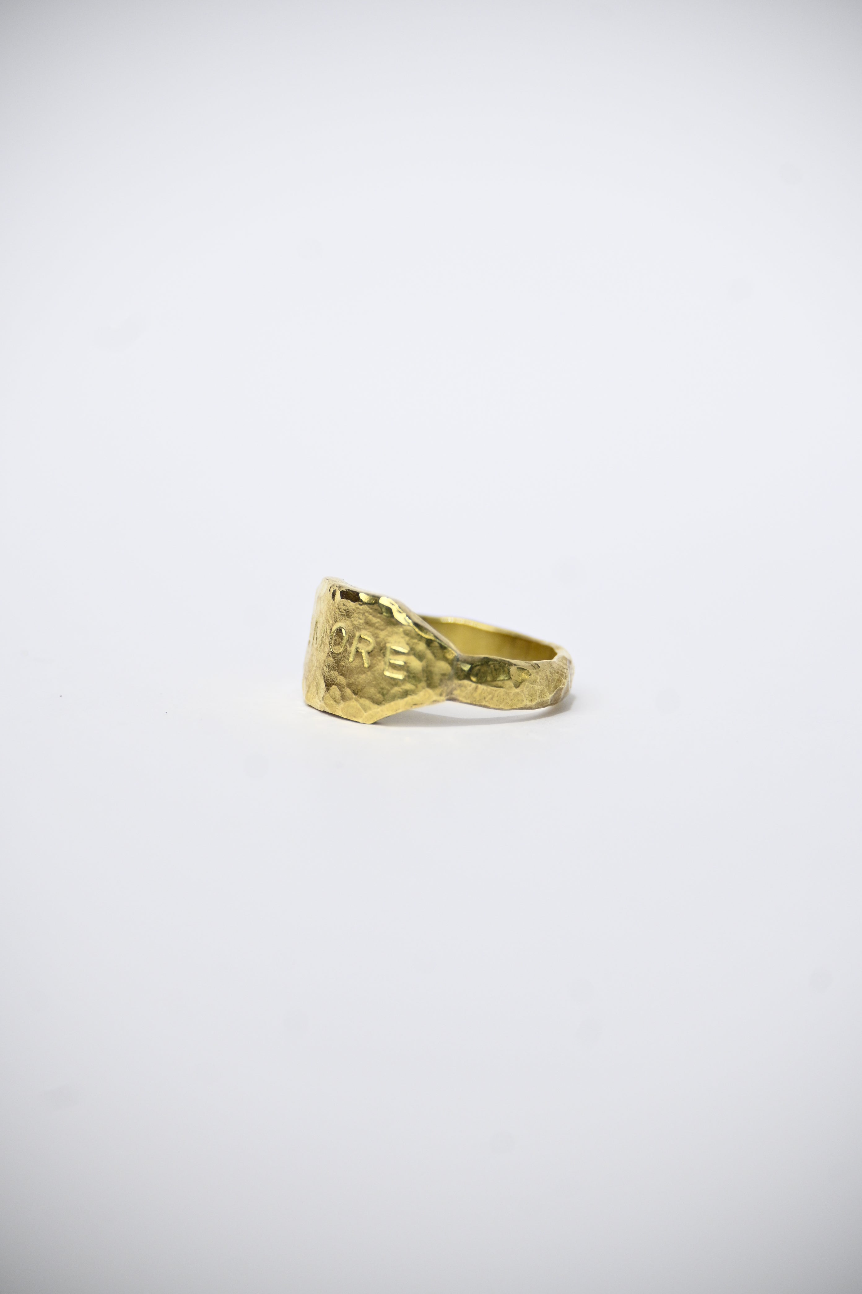 Anillo Amore Bronce A PEDIDO