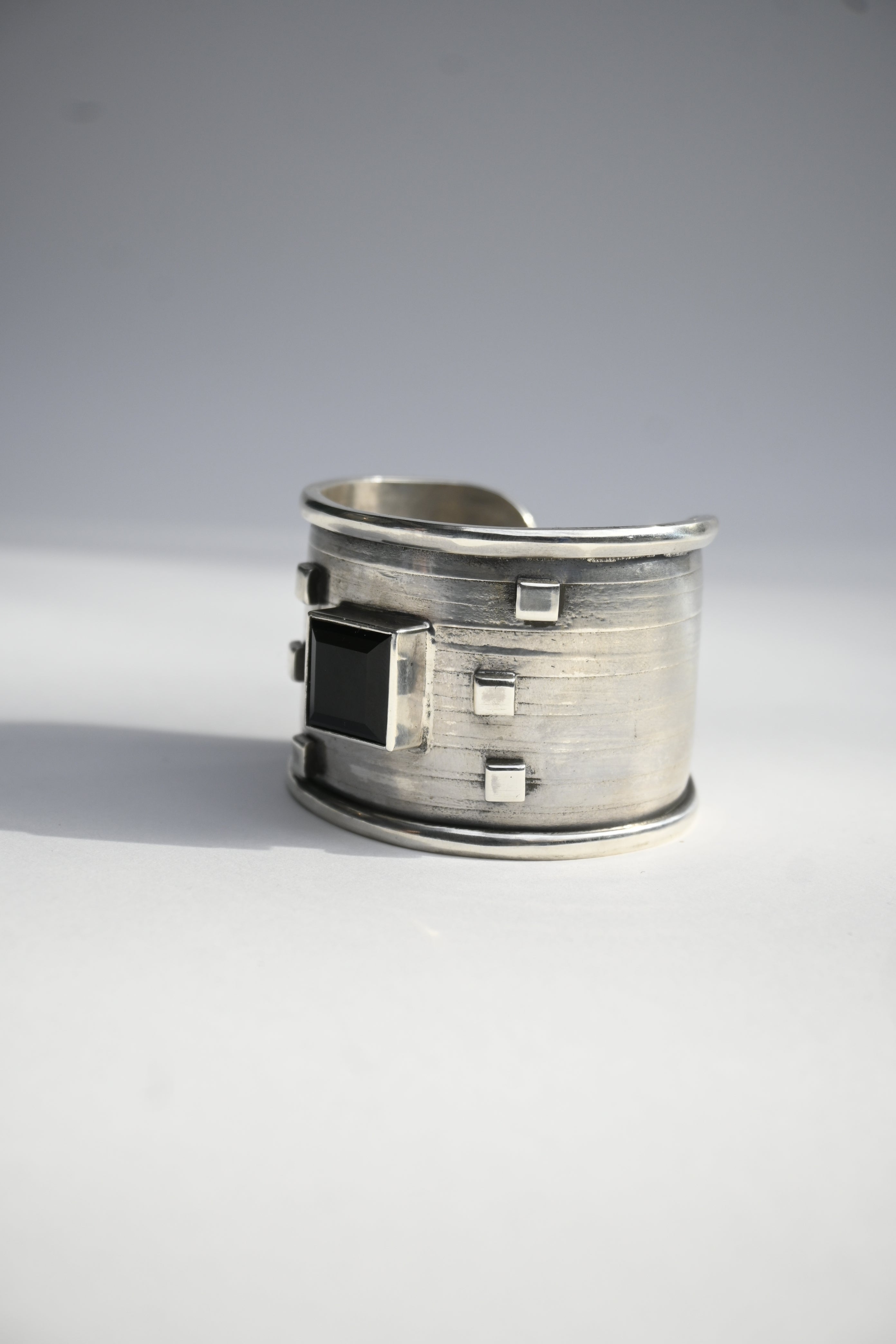 Esclava Ónix Tachas Plata