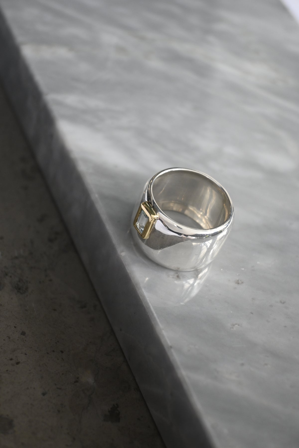 Anillo Bombé Topacio Amarillo Plata