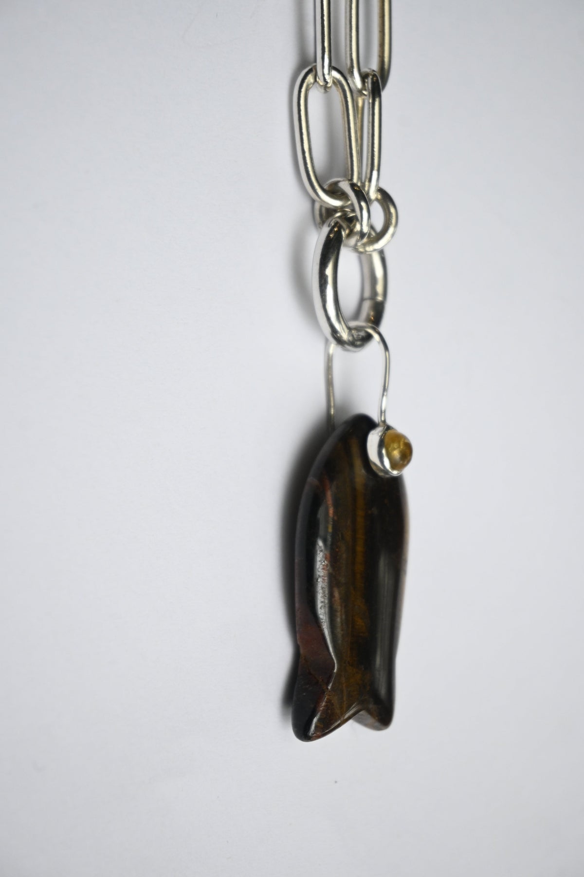 Colgante Pescado Ojo de Tigre Citrino Plata