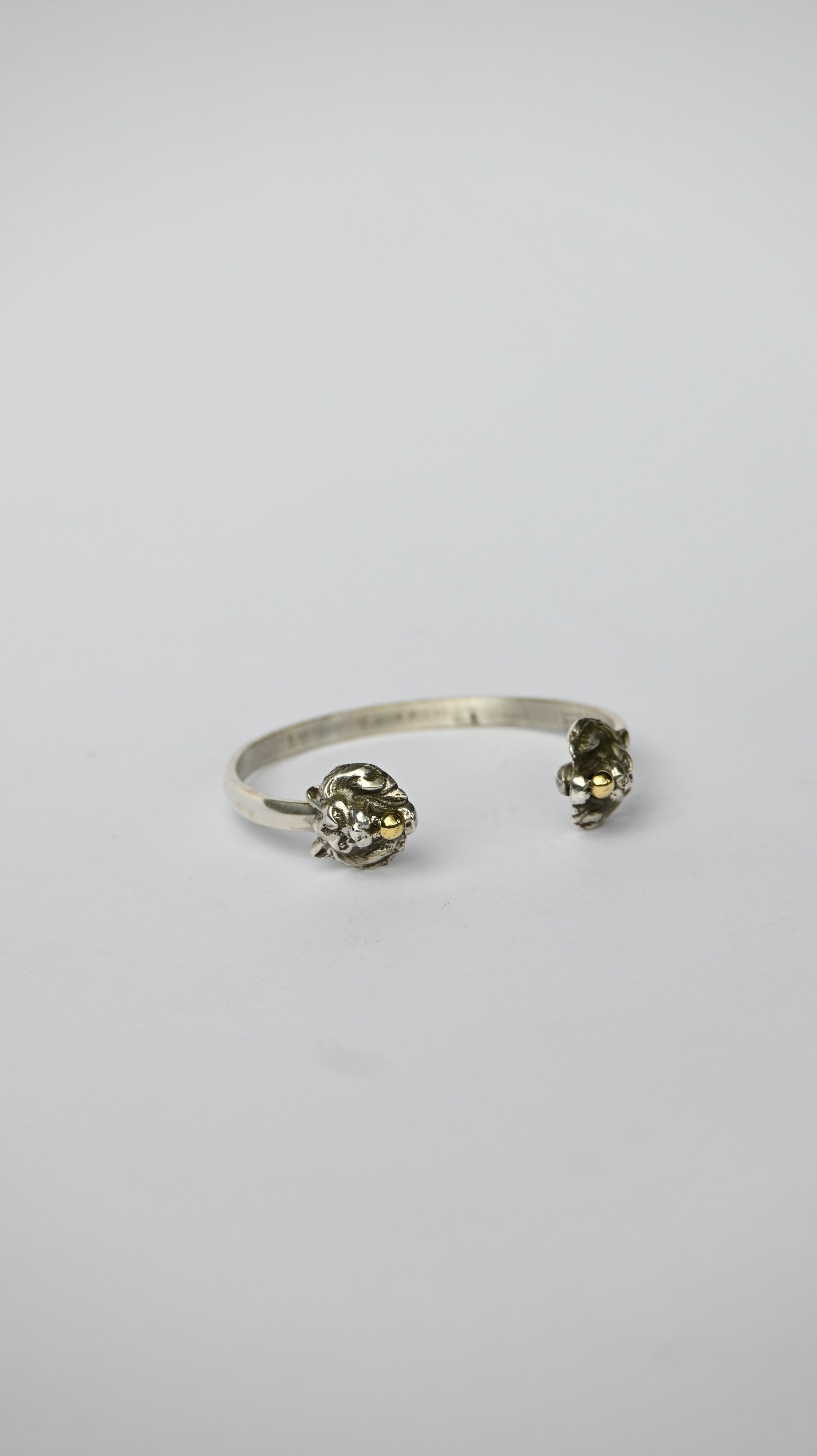 Esclava Leones Silver