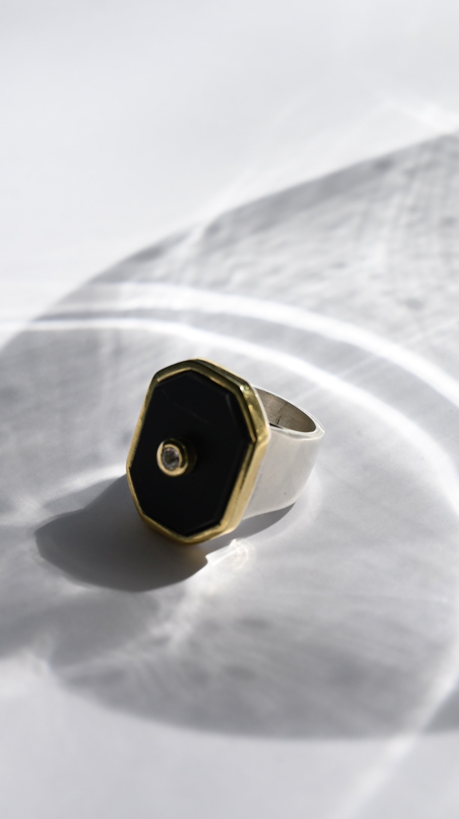 Anillo Ónix Circón A PEDIDO