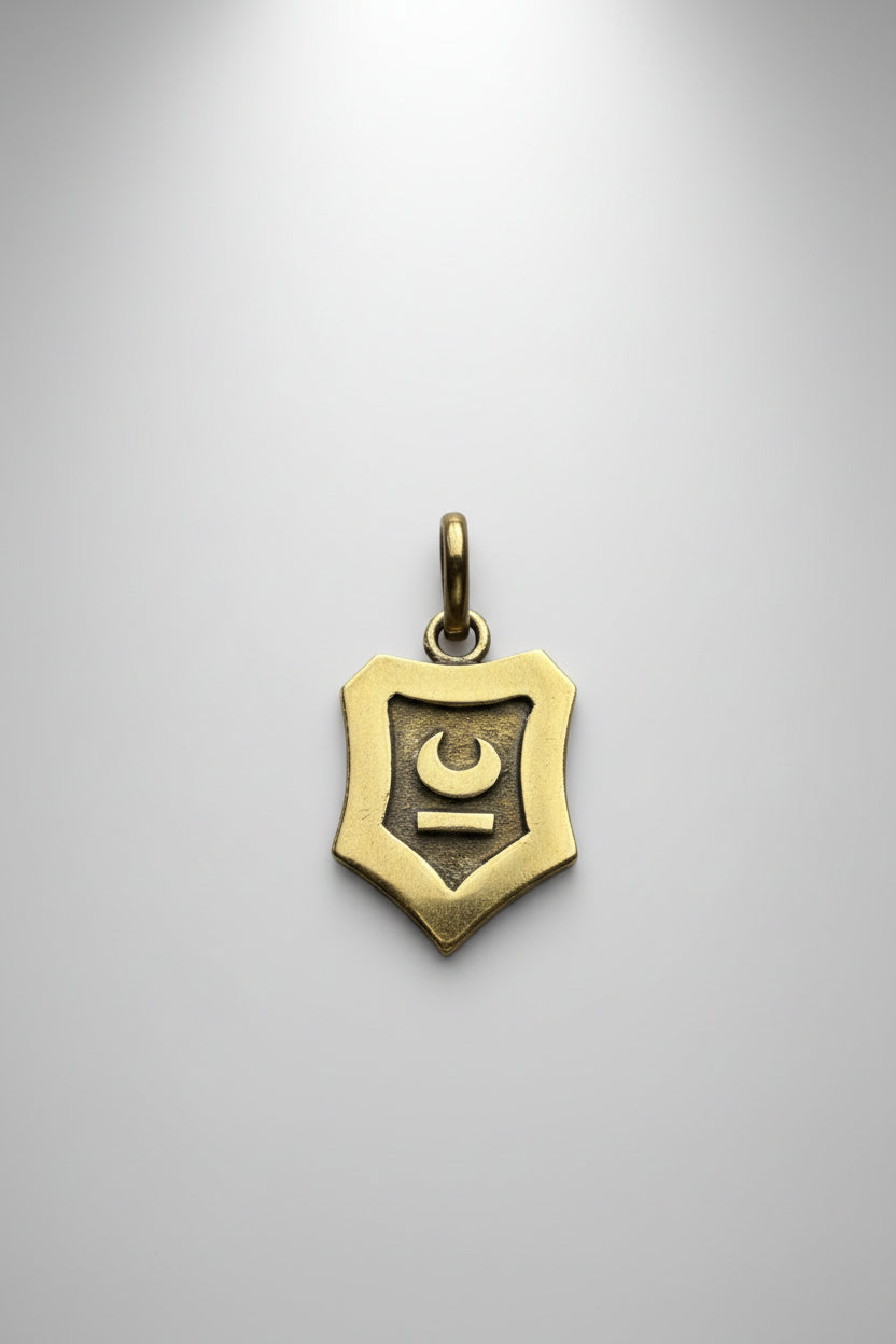 Colgante Escudo Luna Bronce