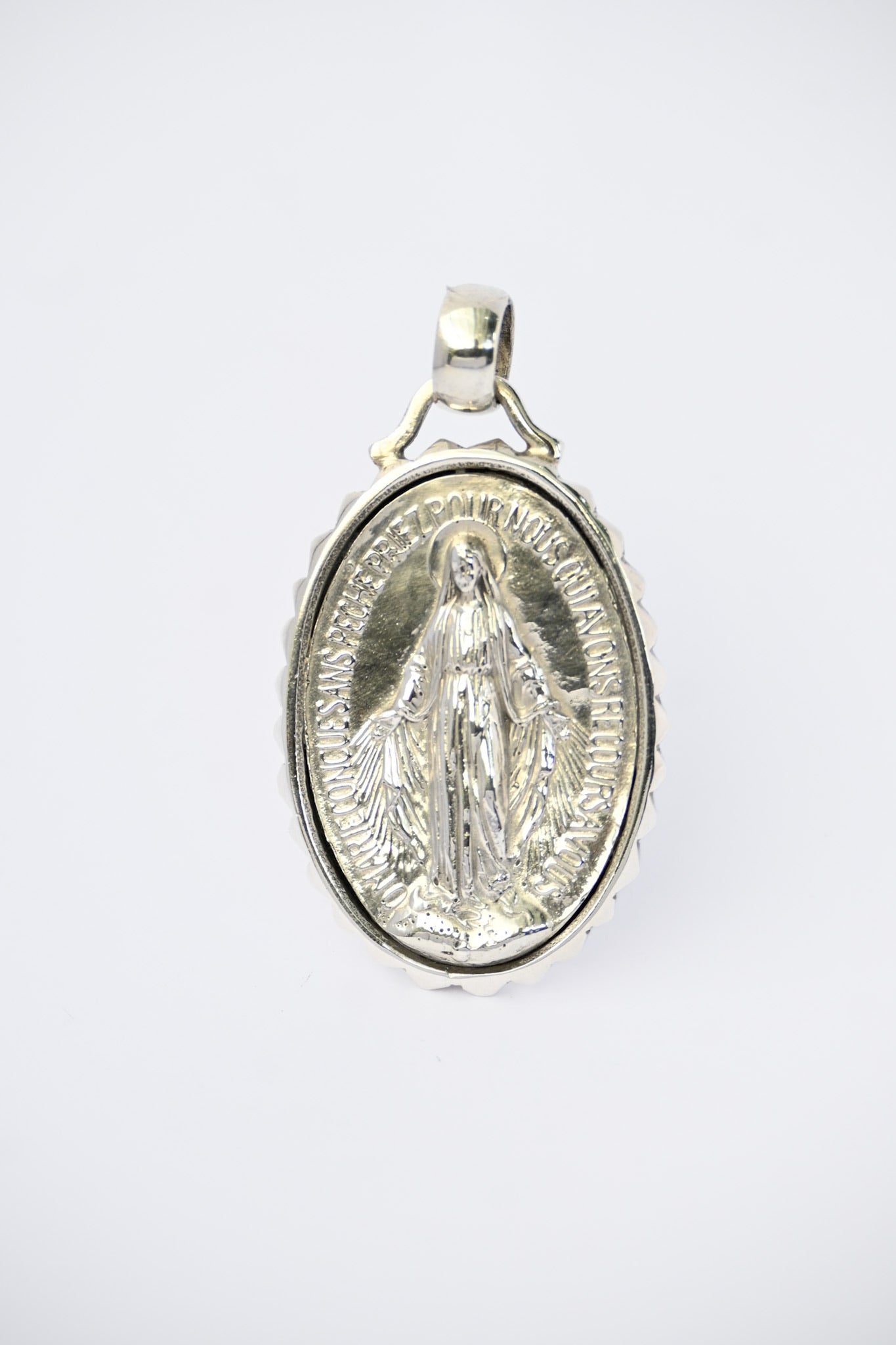 Medalla Virgen de los Rayos G Borde Sinfín Plata