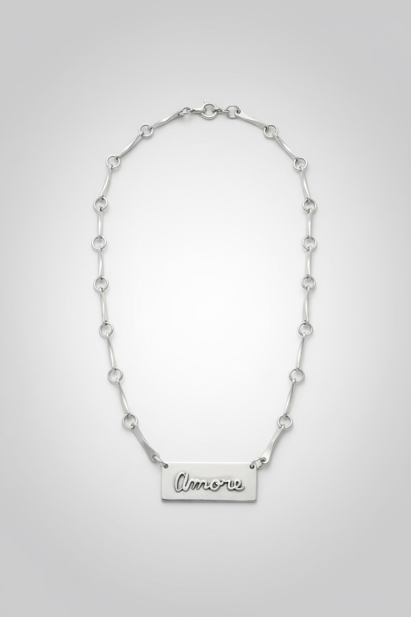 Collar Rendero Placa Amore Relieve Plata